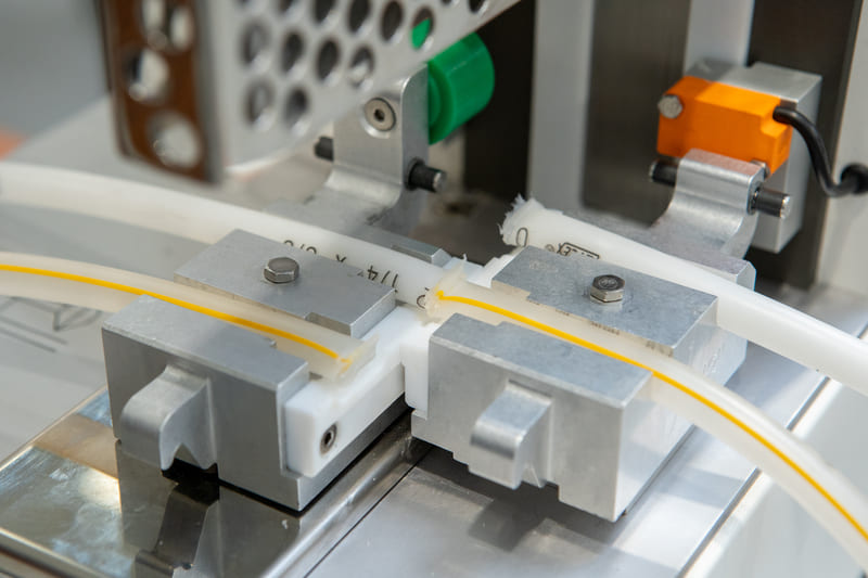 Connecteur stérile pour flexible pharmaceutiques